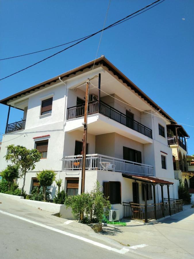 Gianni'S Apartment By The Sea Amoliani Zewnętrze zdjęcie